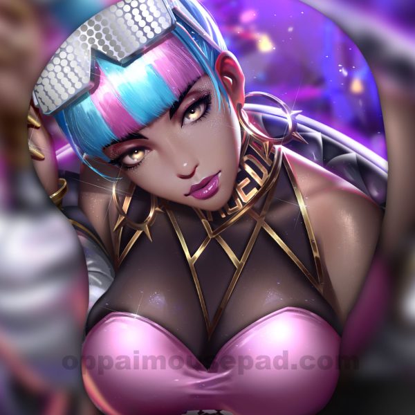 True Damage Qiyana Tapis de Souris Seins