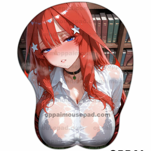 Itsuki Nakano 5Toubun no Hanayome Tapis de Souris Boobs